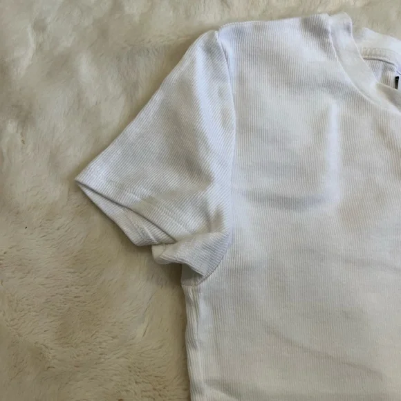 Aritzia TNA Homestretch Ribbed White Tee - Picture 5 of 5